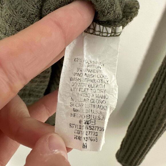 Altar'd State Womens Green Long Sleeve V-Neck Waffle Knit Ribbed‎ Sweater Size M - Picture 7 of 7